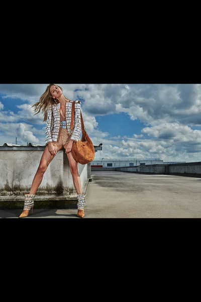 Look 7